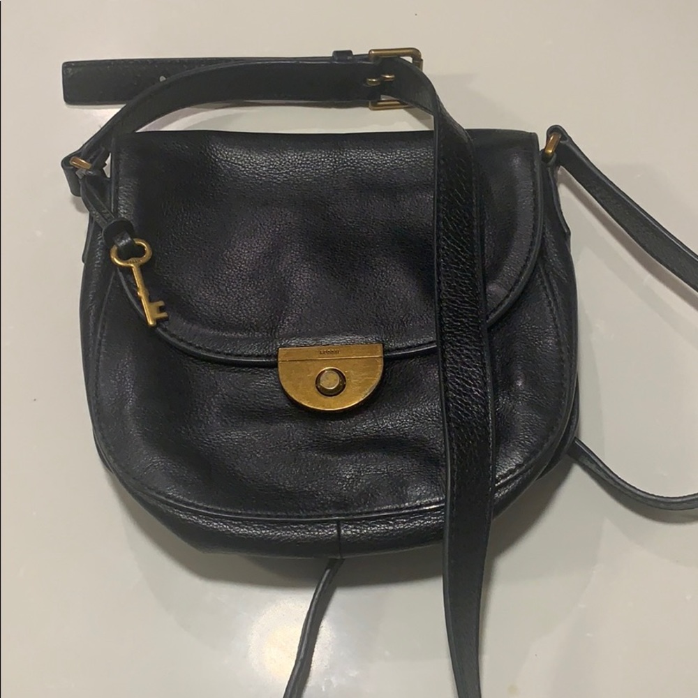 Fossil purse